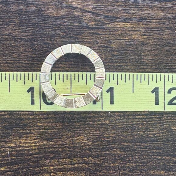 VTG Gold Tone Classic Textured Circle Pin Brooch Size 1" Diameter - Picture 7 of 7